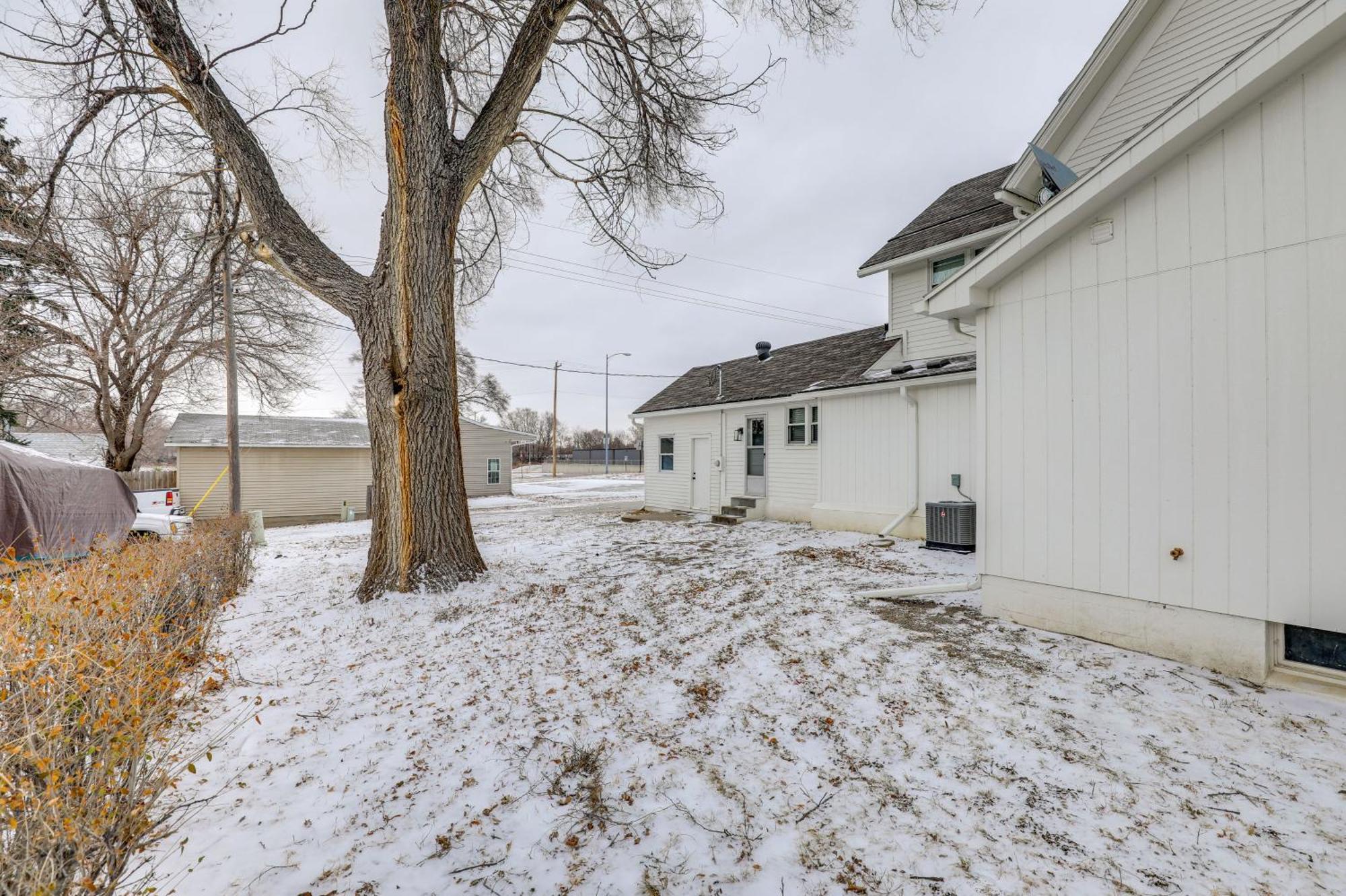 Blair Home With Game Room About 26 Mi To Omaha! 외부 사진